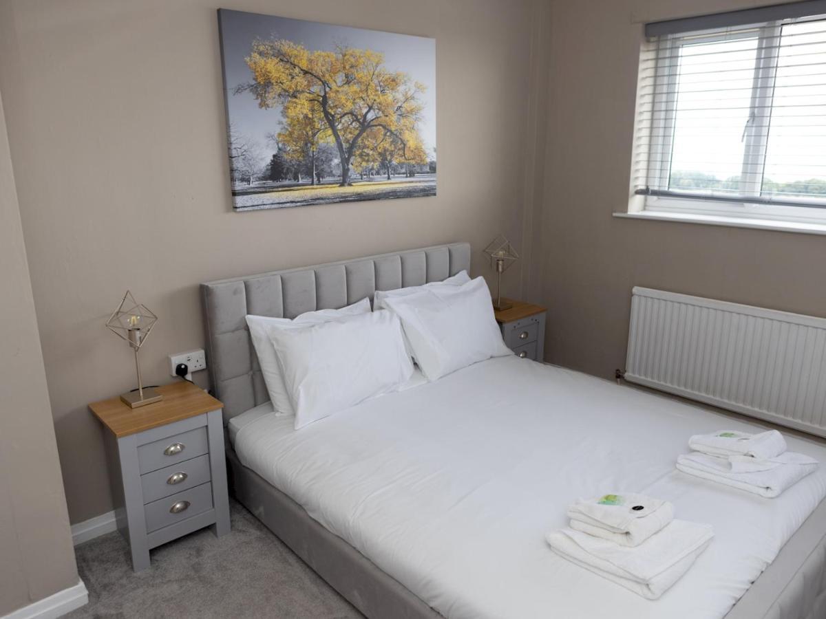 Pass The Keys Amazing 4 Bedroom Property- Hot Tub & Sea Views Scarborough Esterno foto