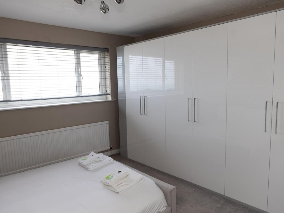 Pass The Keys Amazing 4 Bedroom Property- Hot Tub & Sea Views Scarborough Esterno foto