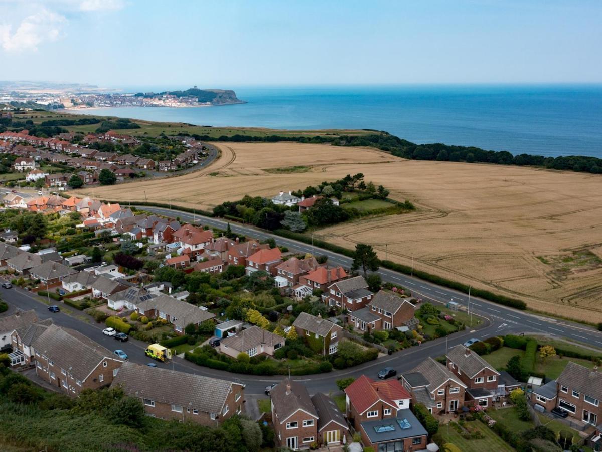 Pass The Keys Amazing 4 Bedroom Property- Hot Tub & Sea Views Scarborough Esterno foto